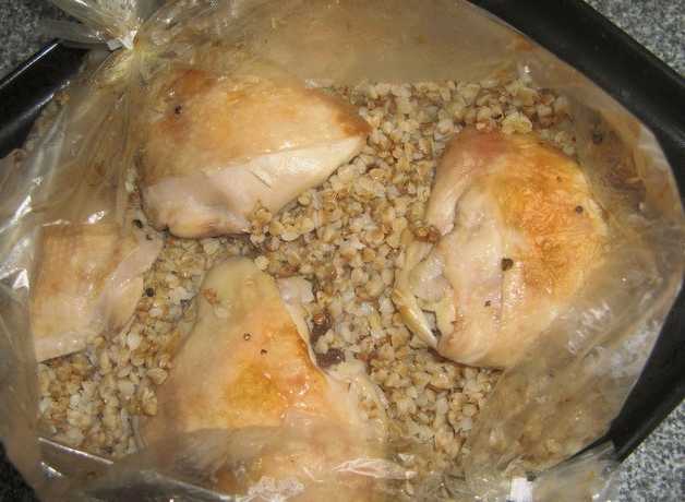 Гречка с курицей в духовке – деликатес из простых продуктов: рецепт с фото