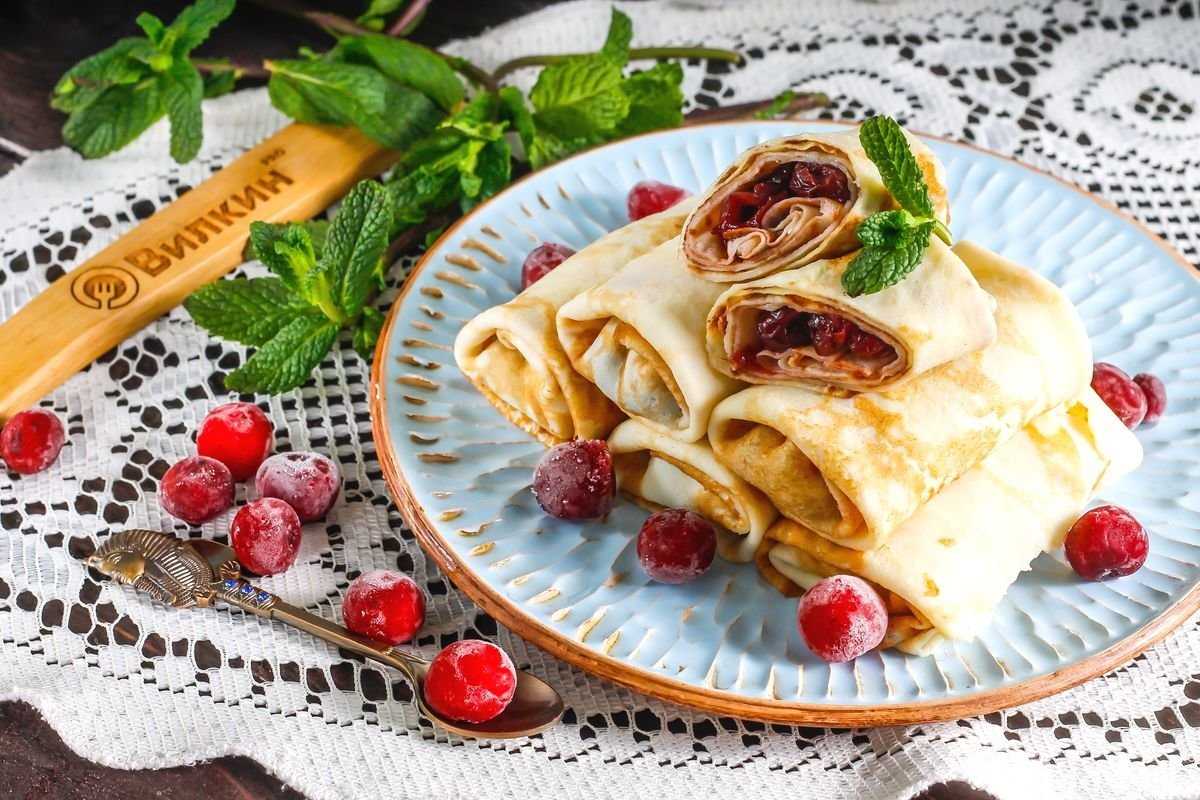 Блинчики с вишней: рецепты приготовления блинов