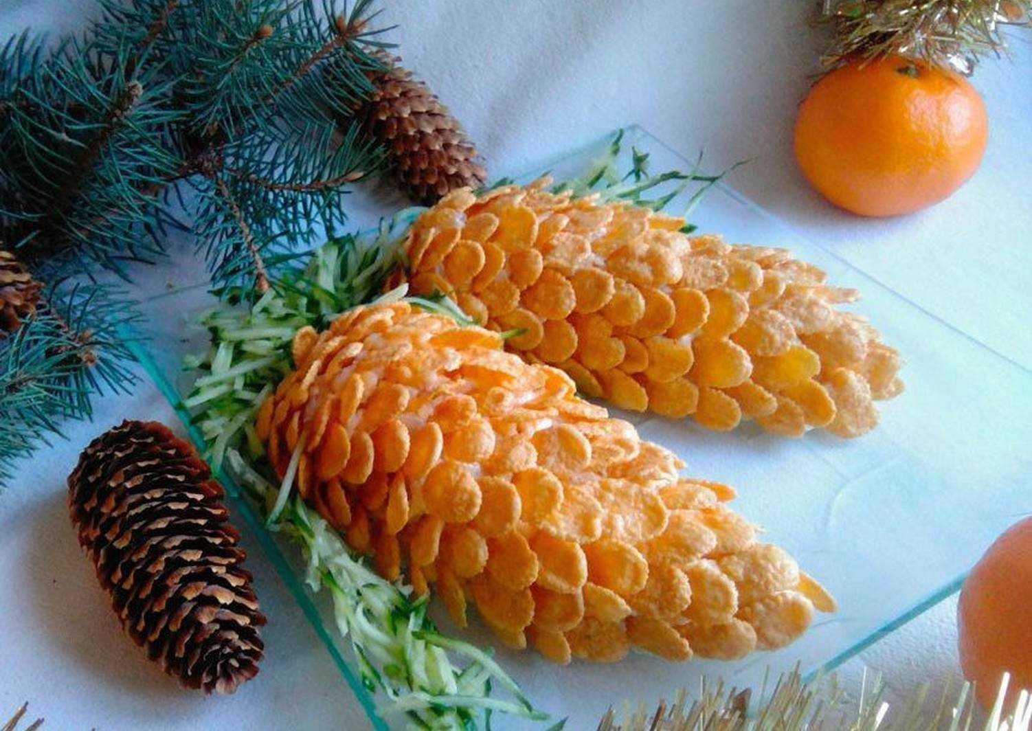 Салат шишка с миндалем