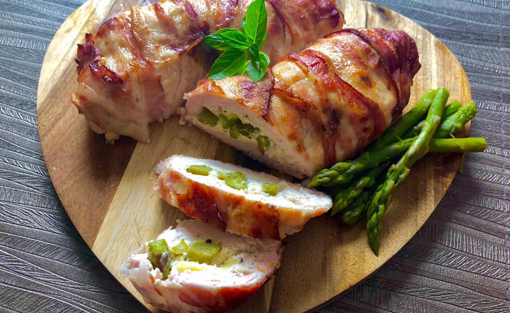 Рулет куриный с грибами и сыром в духовке - пошаговый рецепт с фото