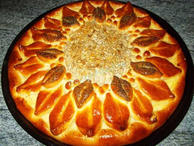 Особенности мясных пирогов с сыром