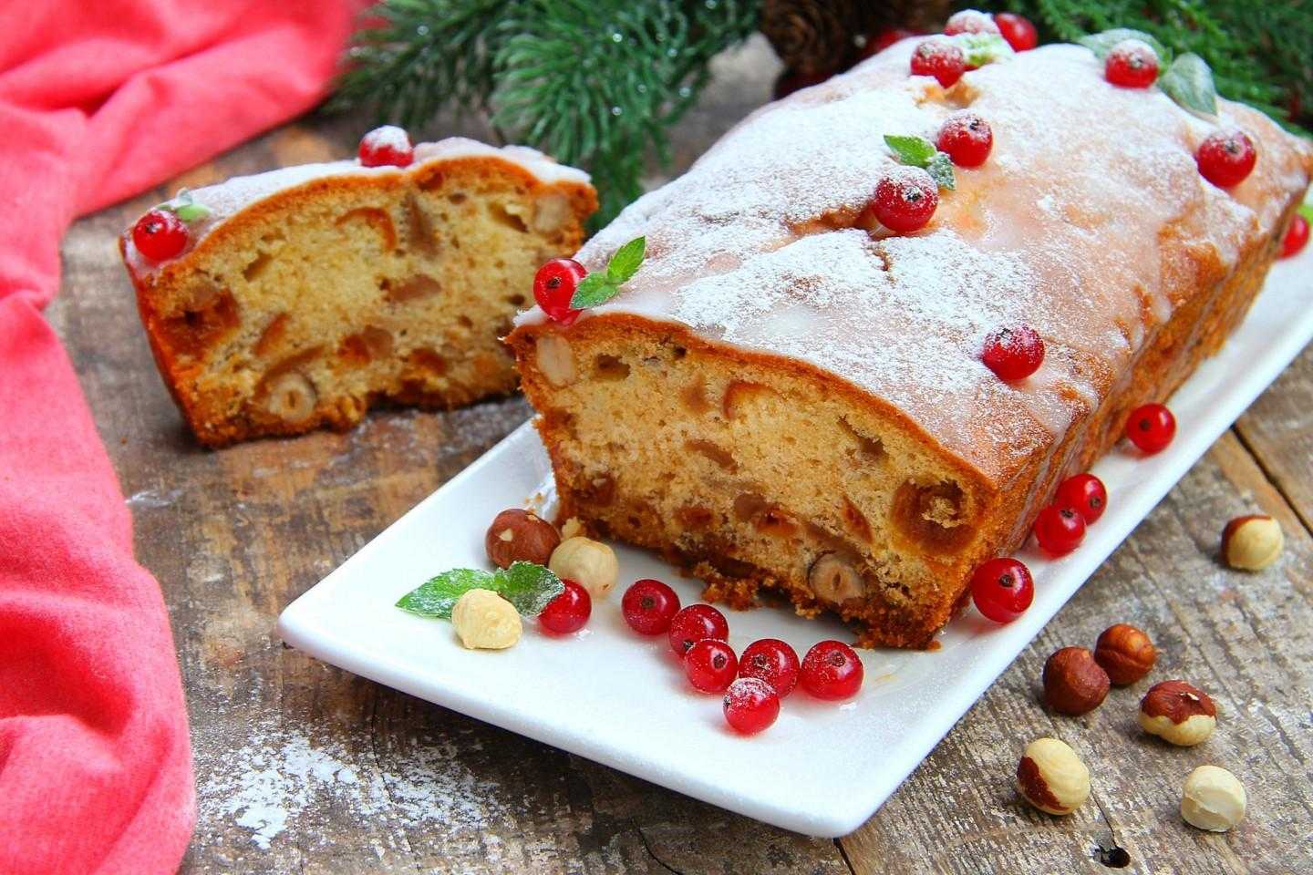 Пирог с сухофруктами и орехами: 5 рецептов ароматной выпечки