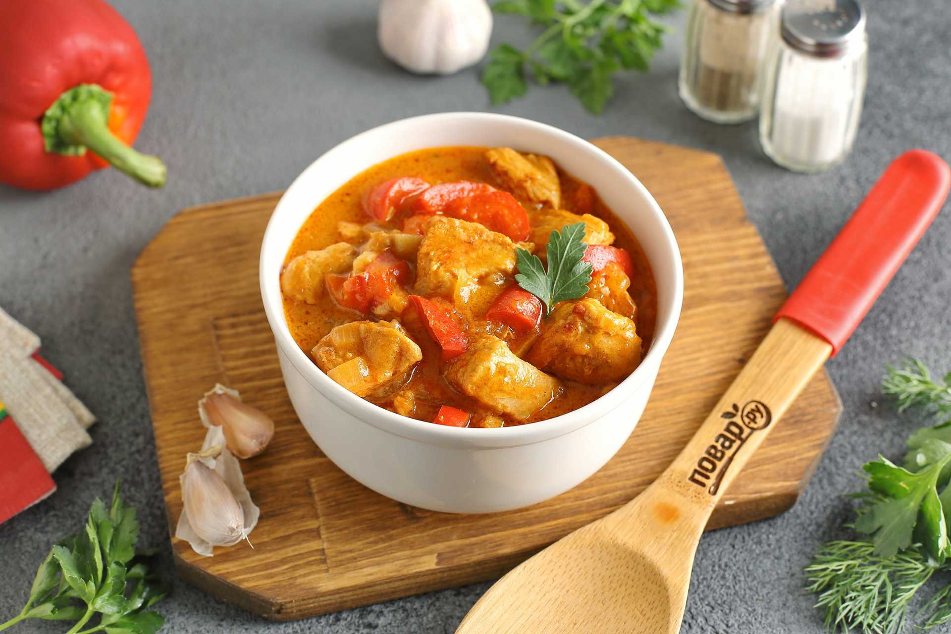 12 способов вкусно приготовить паприкаш