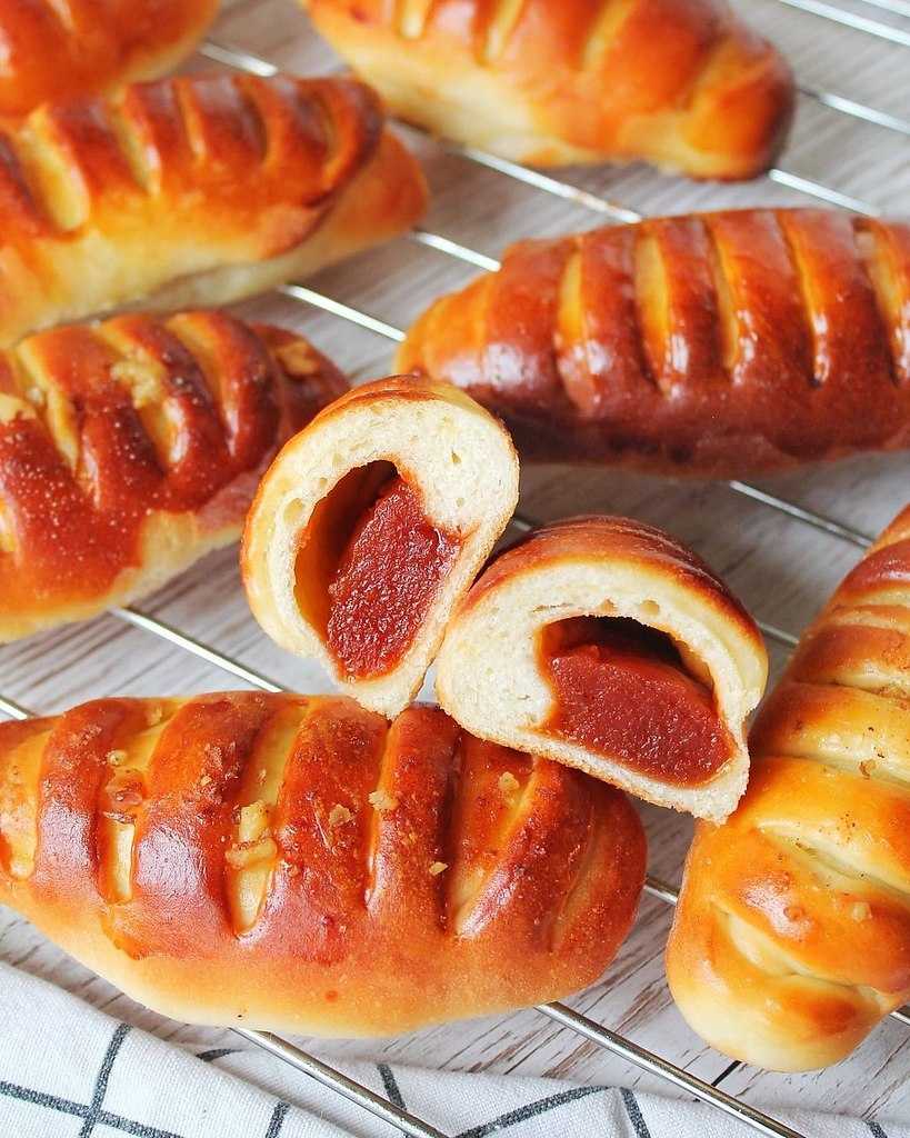 Булочки с повидлом из дрожжевого теста: 3 вкусных рецепта