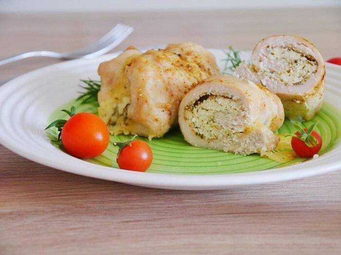 Сырный рулет с курицей