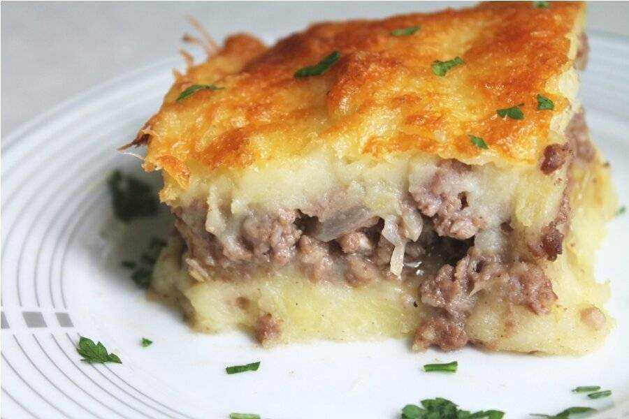 Классическая картофельная запеканка с фаршем в духовке
