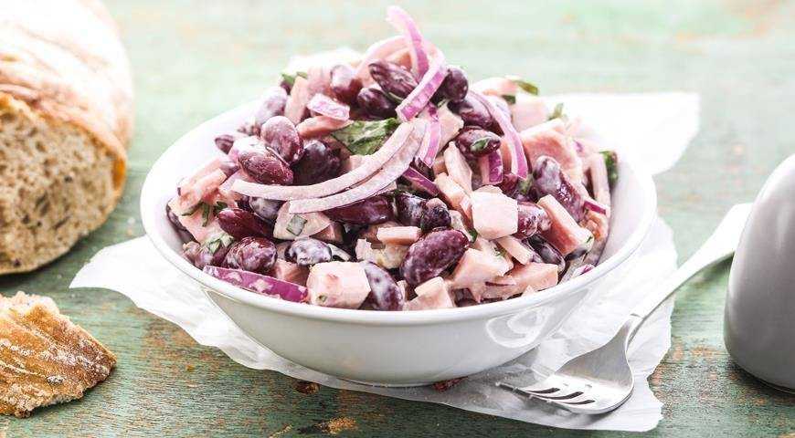 Салат с фасолью и сухариками – 20 очень вкусных и простых рецептов с фото