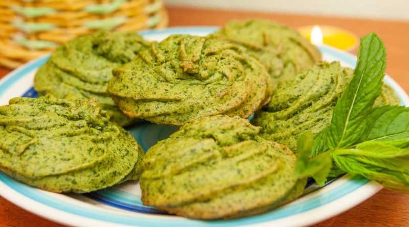 Шоколадное печенье с мятой и перечной мятой: вкусное зимнее печенье
